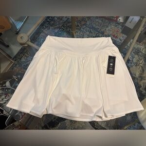 Gilly Hicks Cream/white Skort